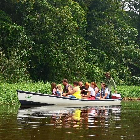 Tortuguero Adventures Guesthouse エクステリア 写真