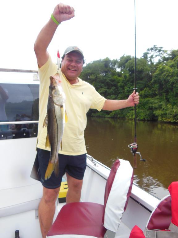 Tortuguero Adventures Guesthouse エクステリア 写真